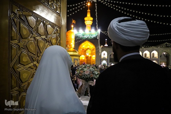 حرم امام رضا(ع) در شب میلاد حضرت معصومه(س)