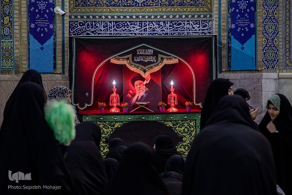 حرم امام رضا(ع) در شب میلاد حضرت معصومه(س)