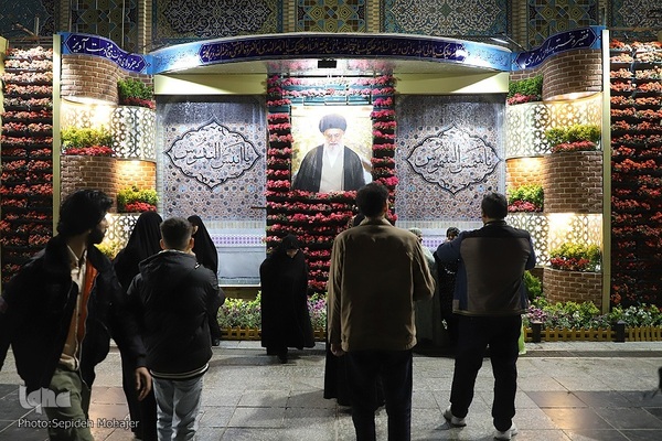 حرم امام رضا(ع) در شب میلاد حضرت معصومه(س)