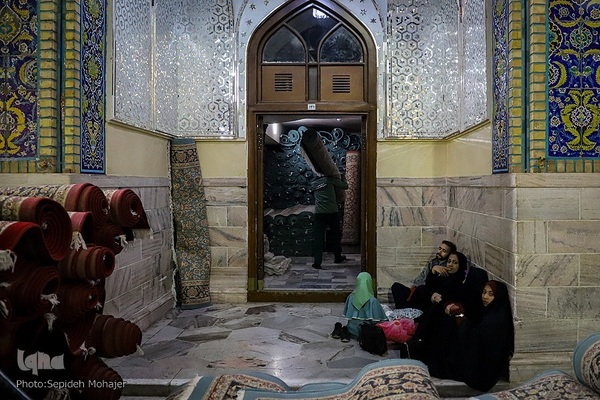 حرم امام رضا(ع) در شب میلاد حضرت معصومه(س)