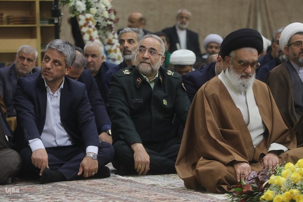 خطبه‌خوانی روز میلاد کریمه اهل بیت(س)