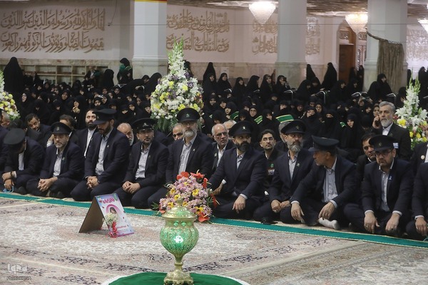 خطبه‌خوانی روز میلاد کریمه اهل بیت(س)