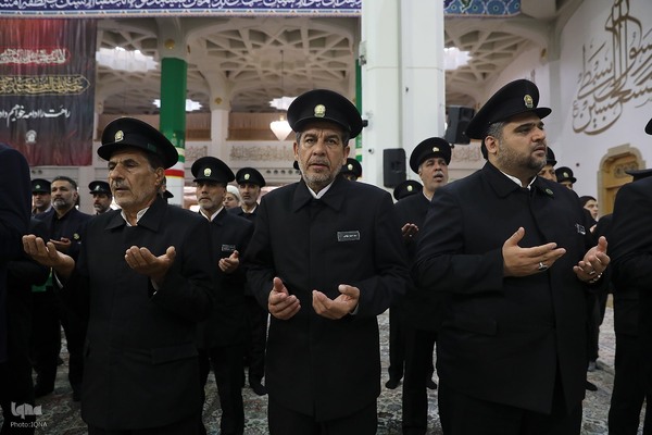 خطبه‌خوانی روز میلاد کریمه اهل بیت(س)
