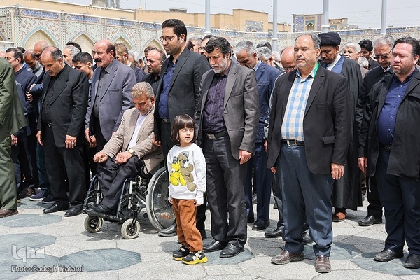 تشییع پیکر استاد وحید مجتهدزاده در حرم مطهر رضوی