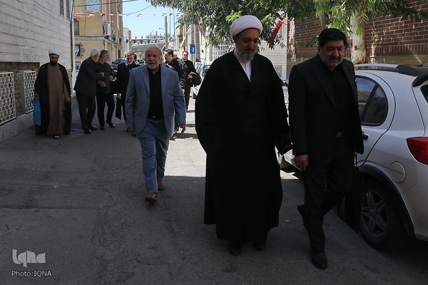 دیدار جامعه قرآنی با خانواده شهید سیدعبدالرحیم موسوی
