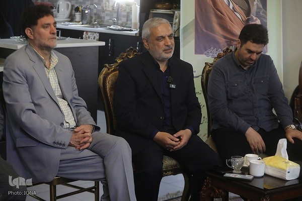 دیدار جامعه قرآنی با خانواده شهید سیدعبدالرحیم موسوی
