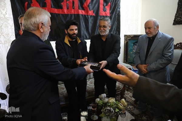 دیدار جامعه قرآنی با خانواده شهید سیدعبدالرحیم موسوی