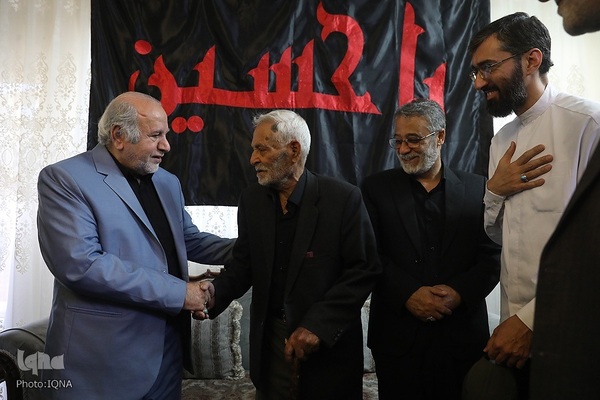 دیدار جامعه قرآنی با خانواده شهید سیدعبدالرحیم موسوی