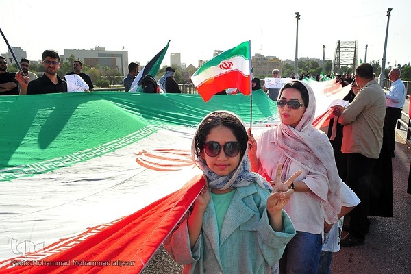 کودکانه‌های حماسی این روزهای ایران