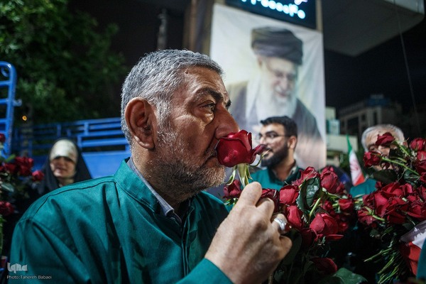 جشن شب ولادت امام رضا(ع) در میدان صادقیه