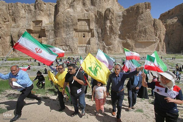 بزرگداشت سالگرد سفر رهبر شهید انقلاب به استان فارس