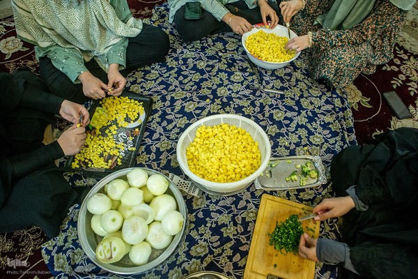 آشپزخانه‌های مقاومت: زنانی که در پشت خط مقدم، حامی امنیت شدند