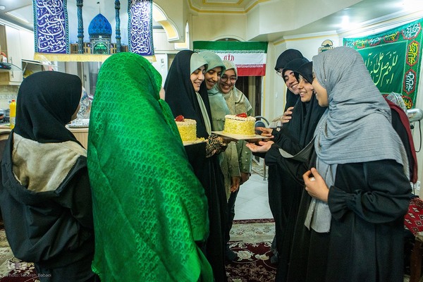 آشپزخانه‌های مقاومت: زنانی که در پشت خط مقدم، حامی امنیت شدند
