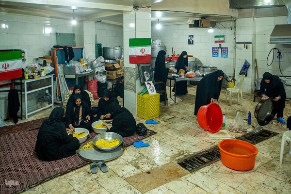 آشپزخانه‌های مقاومت: زنانی که در پشت خط مقدم، حامی امنیت شدند