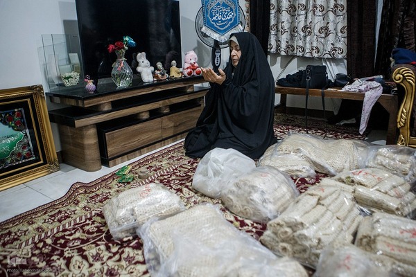 آشپزخانه‌های مقاومت: زنانی که در پشت خط مقدم، حامی امنیت شدند