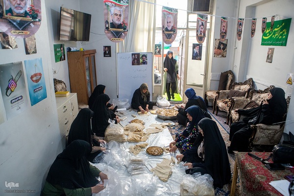 آشپزخانه‌های مقاومت: زنانی که در پشت خط مقدم، حامی امنیت شدند