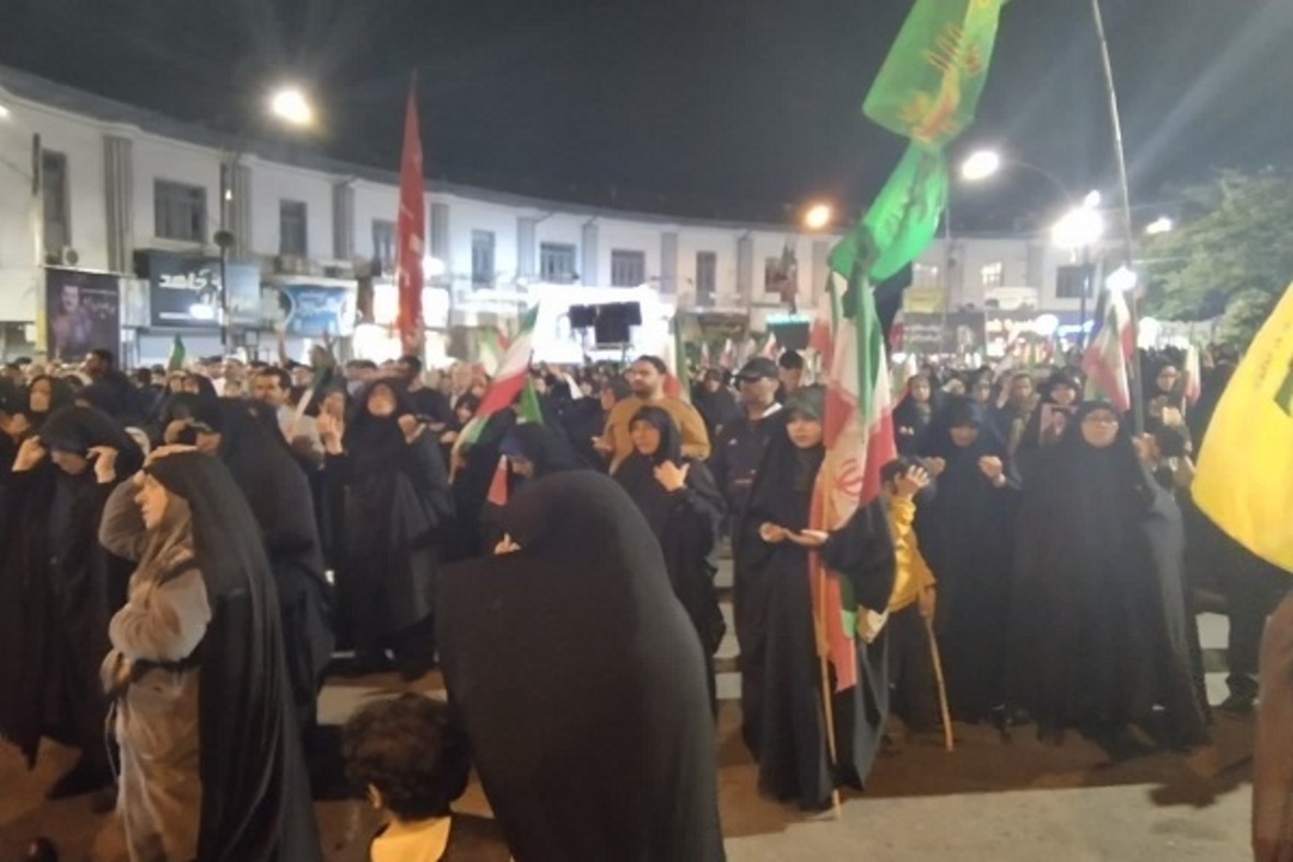هفتاد و دومین اجتماع و راهپیمایی شبانه