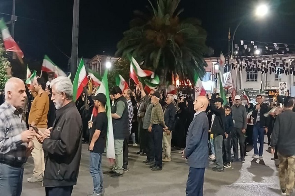 هفتاد و دومین اجتماع و راهپیمایی شبانه
