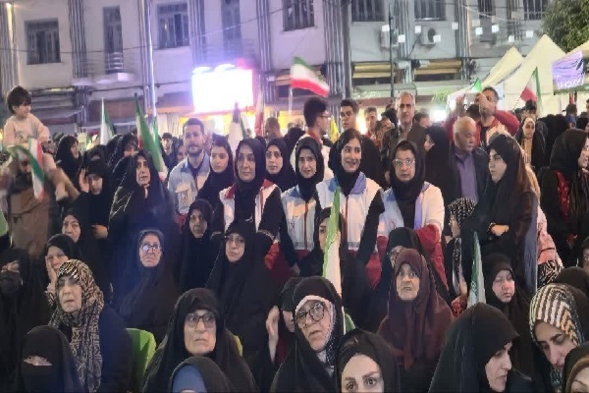 هفتاد و دومین اجتماع و راهپیمایی شبانه