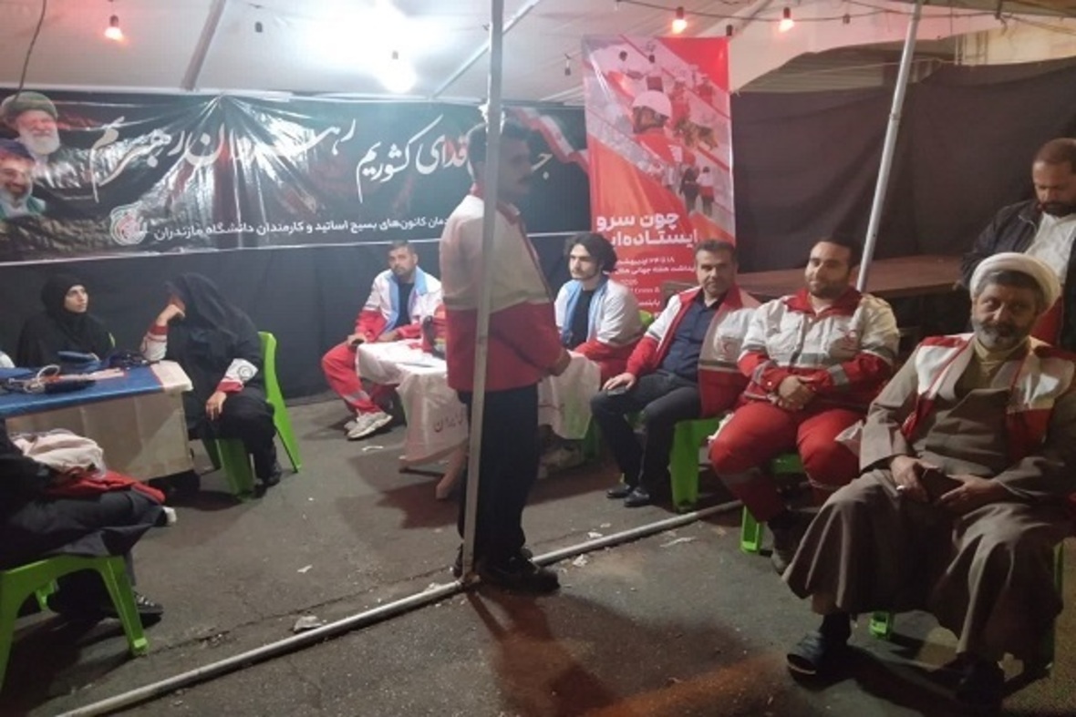 هفتاد و سومین اجتماع شبانه بابلسر در میدان شهدا