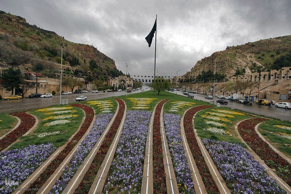 ۱۵ اردیبهشت؛ روز شیراز