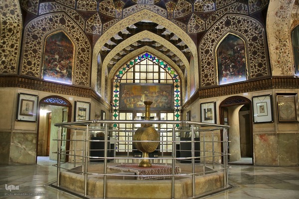 ۱۵ اردیبهشت؛ روز شیراز