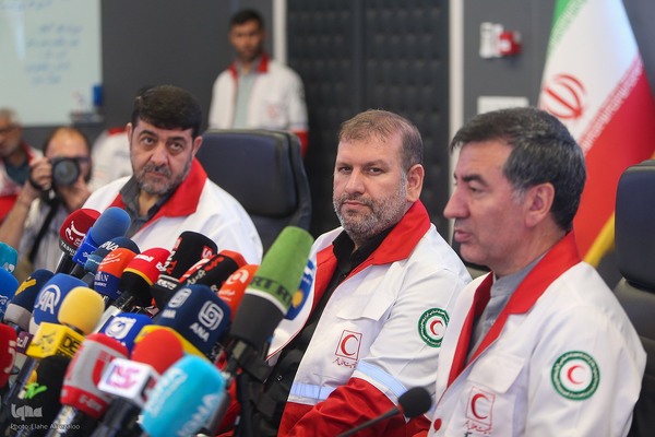 نشست خبری دبیرکل و رئیس جمعیت هلال‌احمر
