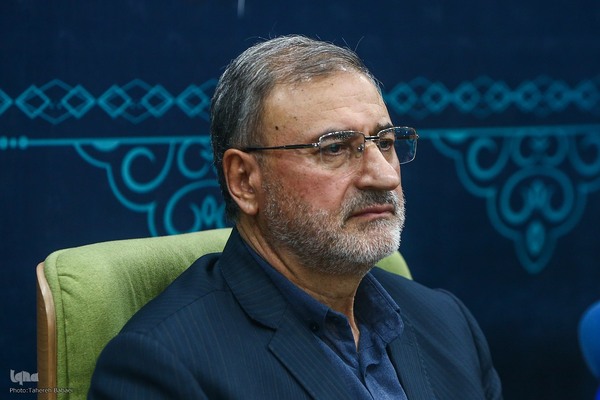 مراسم تقدیر از  خانواده چهار شهید امدادگر  و سه پرستار ایثارگر