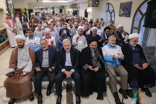 مراسم دعای کمیل در مدینه منوره