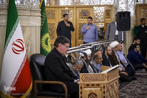 مراسم بزرگداشت حکیم معاصر محمدحسین حشمت‌پور در حرم مطهر رضوی