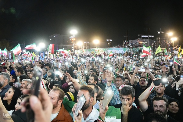 مراسم بدرقه تیم ملی فوتبال ایران در میدان انقلاب