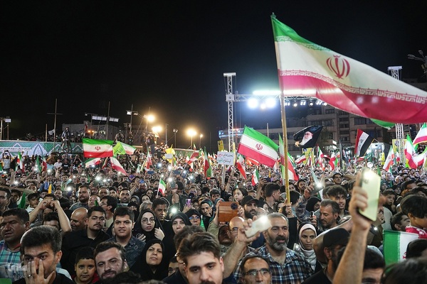 مراسم بدرقه تیم ملی فوتبال ایران در میدان انقلاب