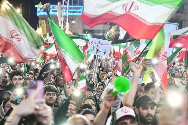 مراسم بدرقه تیم ملی فوتبال ایران در میدان انقلاب