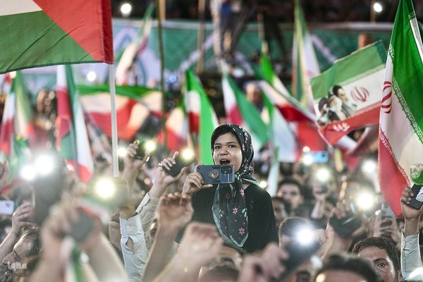 مراسم بدرقه تیم ملی فوتبال ایران در میدان انقلاب