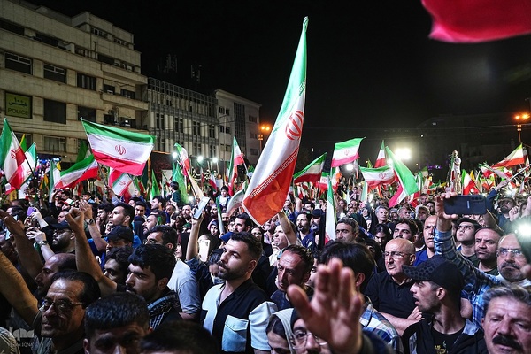 مراسم بدرقه تیم ملی فوتبال ایران در میدان انقلاب