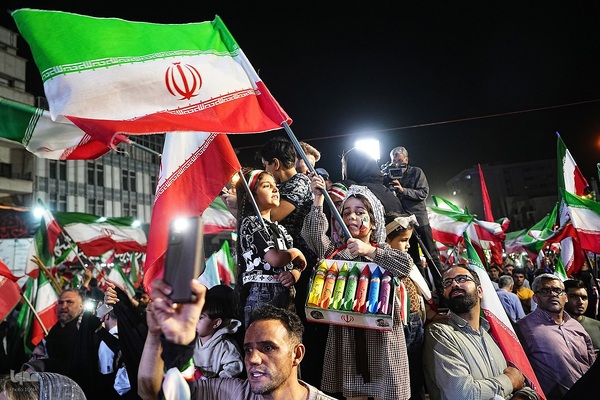 مراسم بدرقه تیم ملی فوتبال ایران در میدان انقلاب