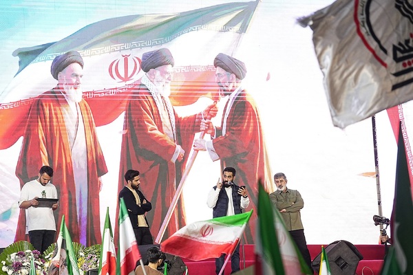مراسم بدرقه تیم ملی فوتبال ایران در میدان انقلاب