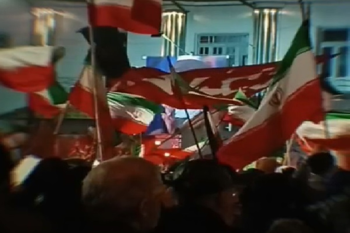 هفتاد و پنجمین اجتماع شبانه مردم در سوگ رهبر شهید
