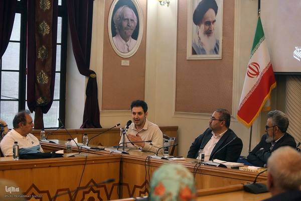 آیین بزرگداشت حکیم ابوالقاسم فردوسی و روز پاسداشت زبان فارسی