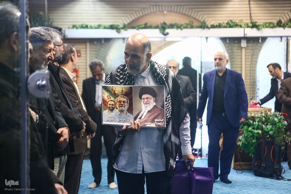 مراسم یادبود شهید دکتر علی لاریجانی در مسجد بلال رسانه ملی