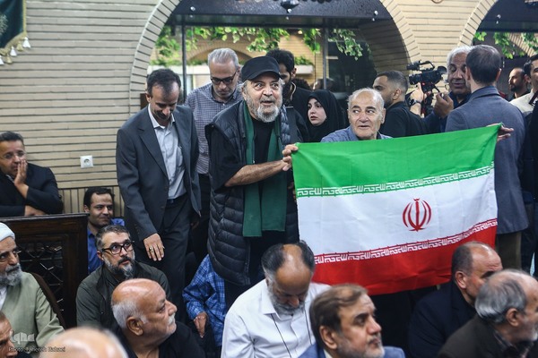 مراسم یادبود شهید دکتر علی لاریجانی در مسجد بلال رسانه ملی