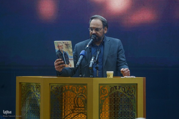 مراسم یادبود شهید دکتر علی لاریجانی در مسجد بلال رسانه ملی