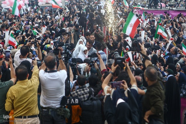 جشن زوج‌های جان‌فدا در تهران