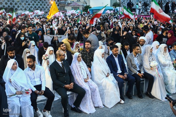 جشن زوج‌های جان‌فدا در تهران