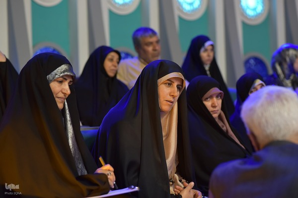 ضبط فینال و اختتامیه برنامه تلویزیونی «بهشت»