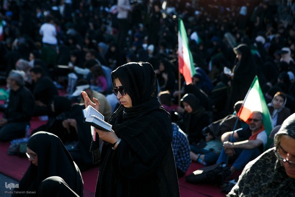 مراسم دعای عرفه در تهران