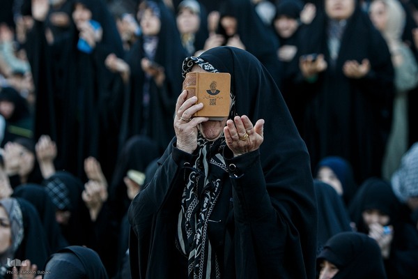 مراسم دعای عرفه در تهران