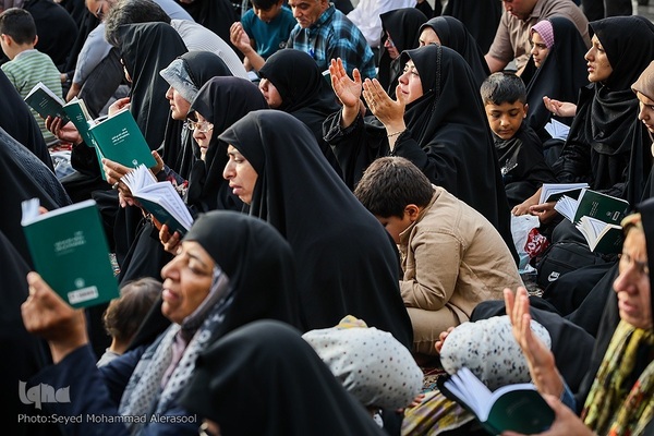 مراسم دعای عرفه در حرم مطهر رضوی
مراسم پر فیض