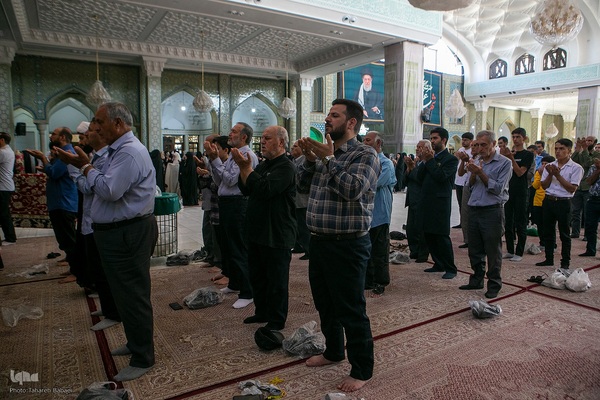 نماز عیدقربان در حرم حضرت عبدالعظیم حسنی(ع)