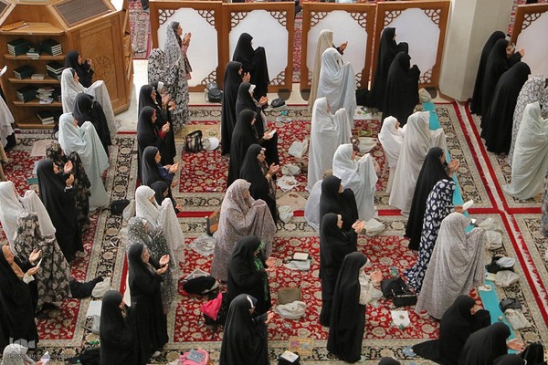اقامه نماز عید قربان در حرم شاهچراغ (ع)